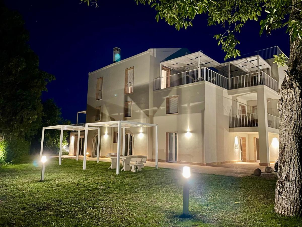 Agriturismo Le Masciare Paternopoli 外观 照片